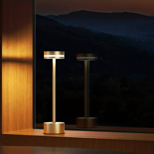 LUXORA | Elegant LED Tafellamp med Modern Design