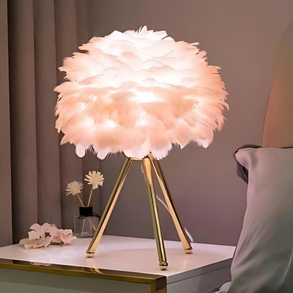 Lumi Plume | Elegant dimbar fjäderbordslampa för lyxig atmosfär