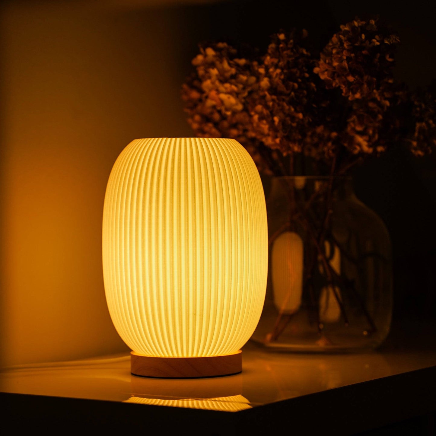 BoaGlow | Modern LED Bordslampa med Mönstrad Skuggeffekt