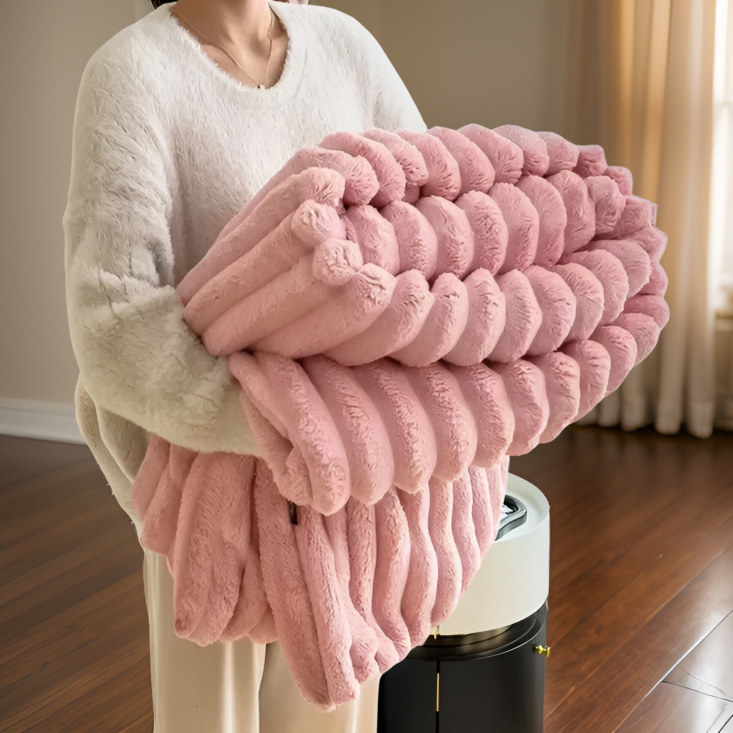 Snuggio | Cosy Fleece Blanket for Ultimate Comfort & Relaxation