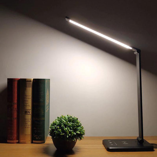 FlexiLight Bordslampa | Justerbar Belysning - Svart/Silver - Perfekt för Arbetsplats och Studier