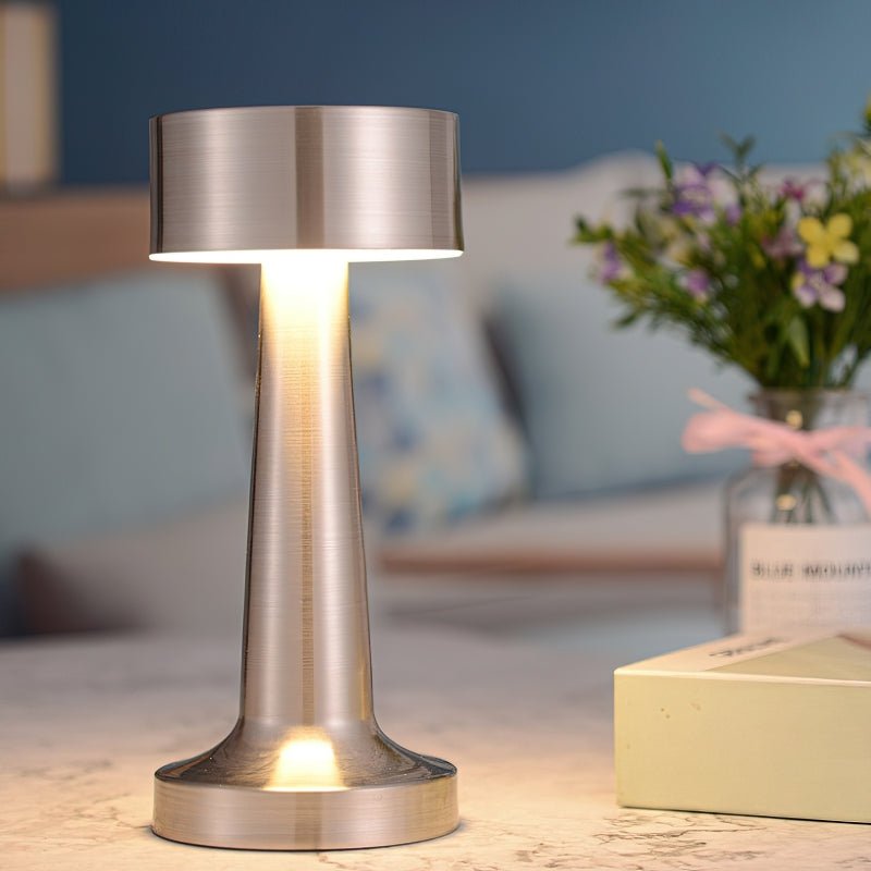 MetroGlow Touch Lampa | Stilren Design med Justerbar Ljusintensitet - Hållbar och Elegant